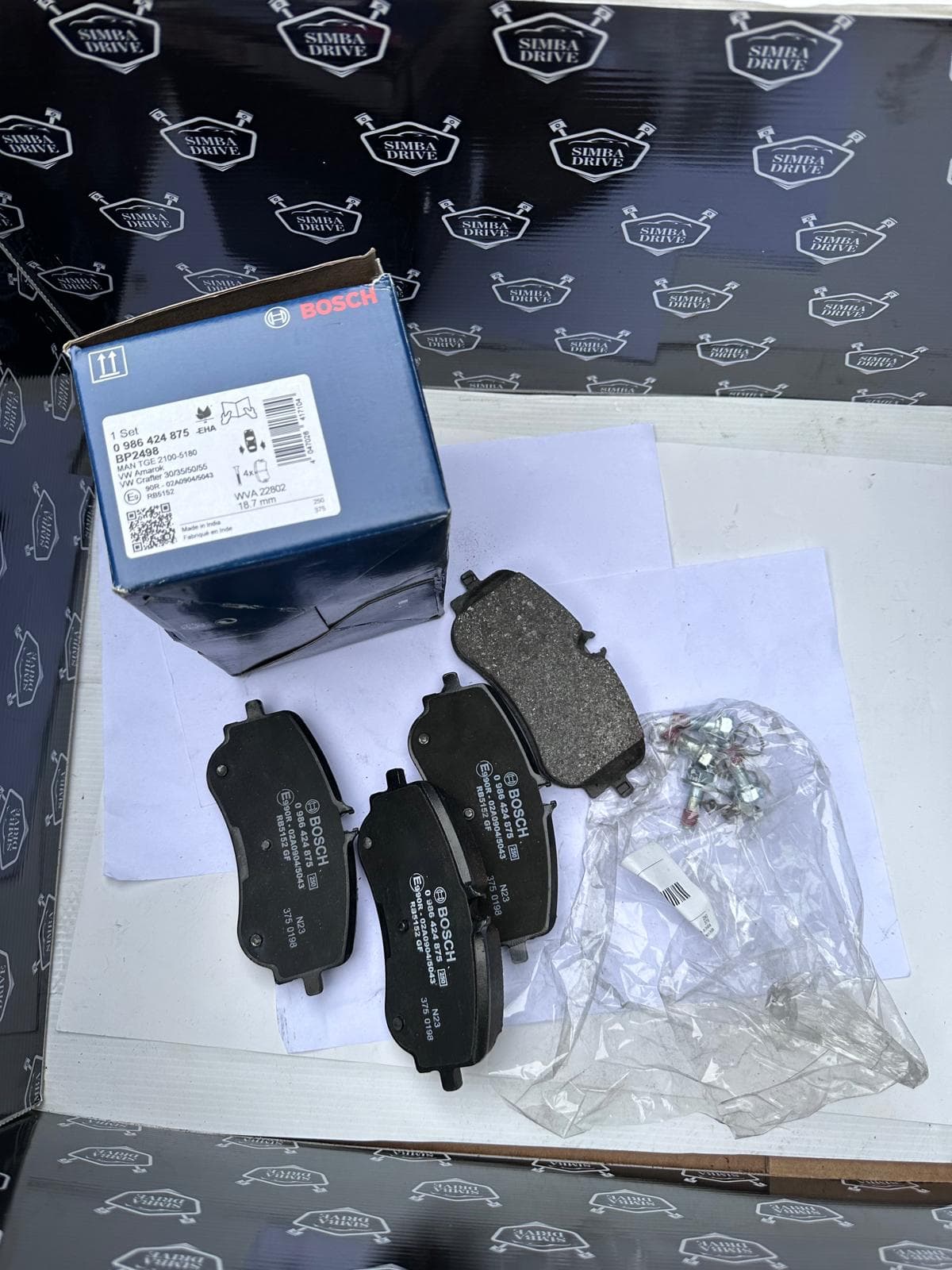 GENUINE BOSCH Rear Brake Pad For  WOLKSWAGEN AMAROK PICK UP, 3.0L AND 2.0L TDI)Diesel & Petrol)