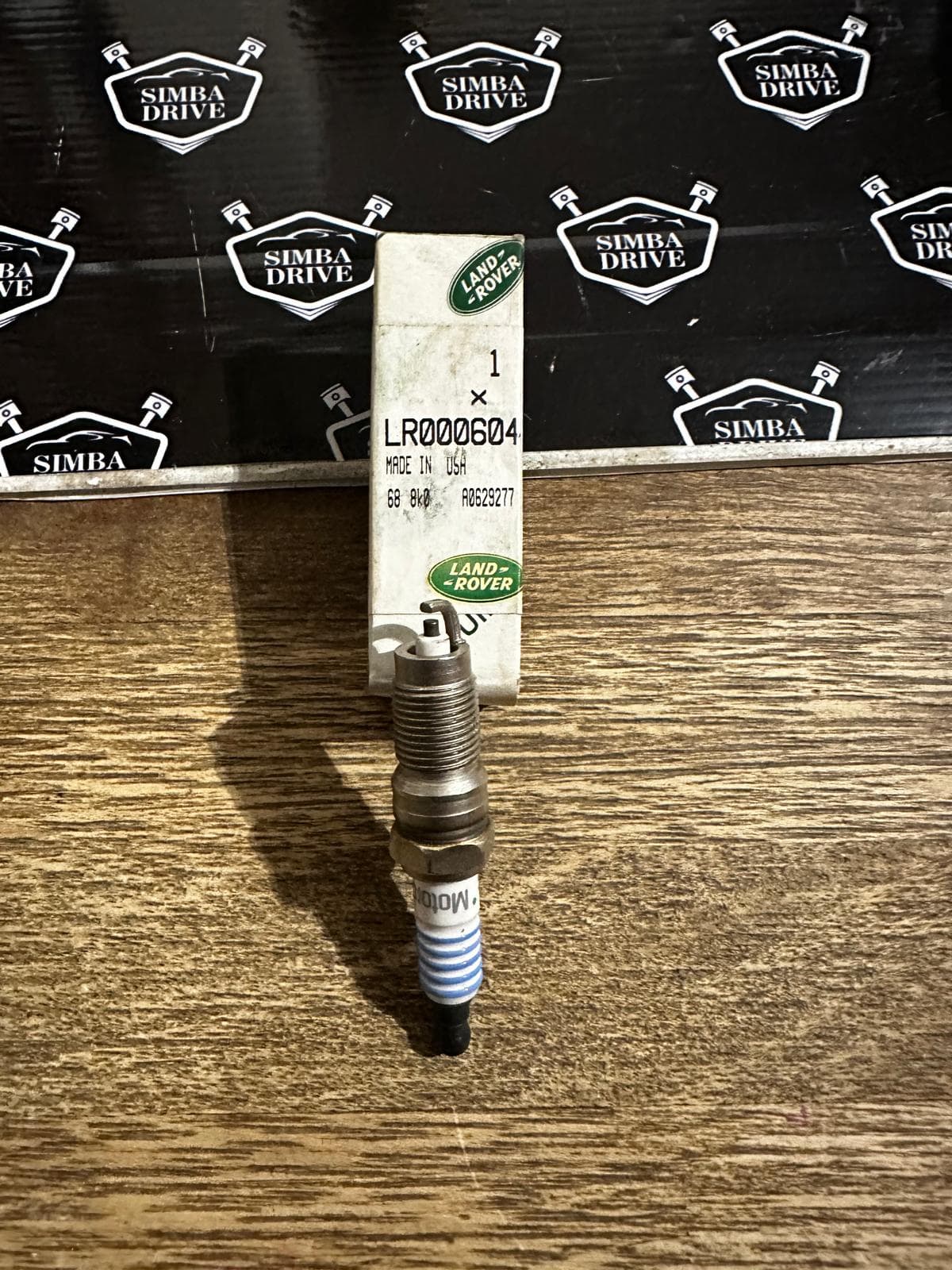GENUINE Land Rover spark Plug For Discovery 3 & 4 V6 PETROL