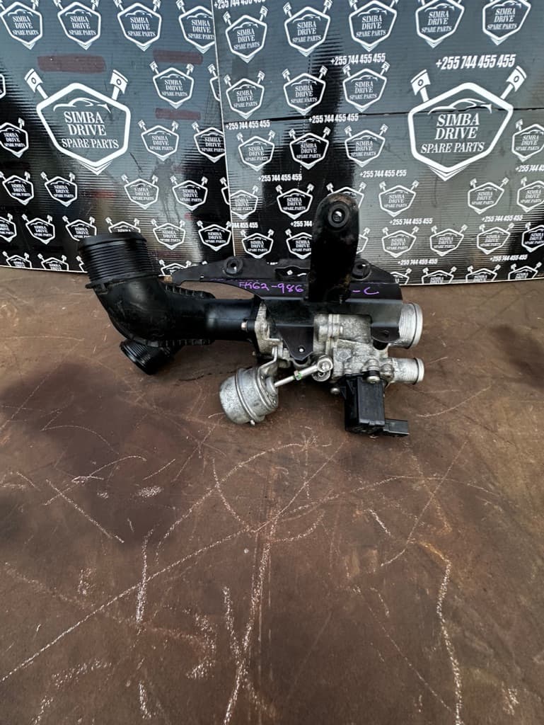 GENUINE RANGE ROVER SPORT L494 2015-2020 3.0L Diesel EGR Valve