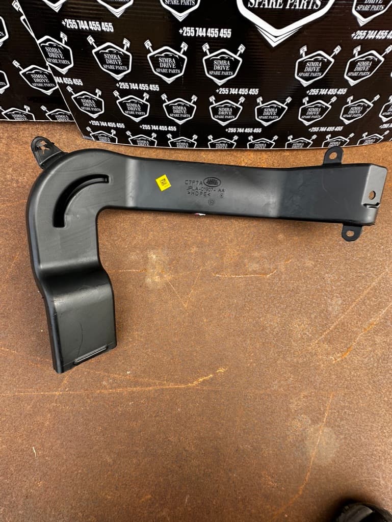 GENUINE RANGE ROVER VOGUE L405 2013-2018 Air Duct Panel