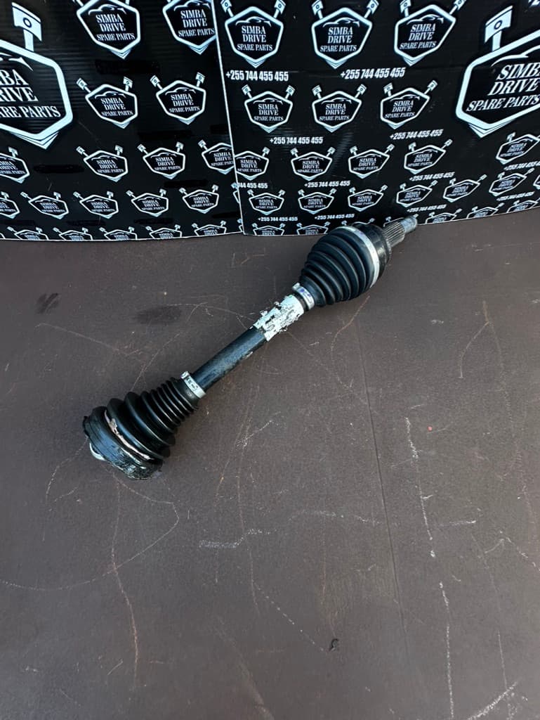 GENUINE LAND ROVER DISCOVERY 5 L462 3.0L Diesel  2017-2024 N/S Passenger Left Driver Shaft