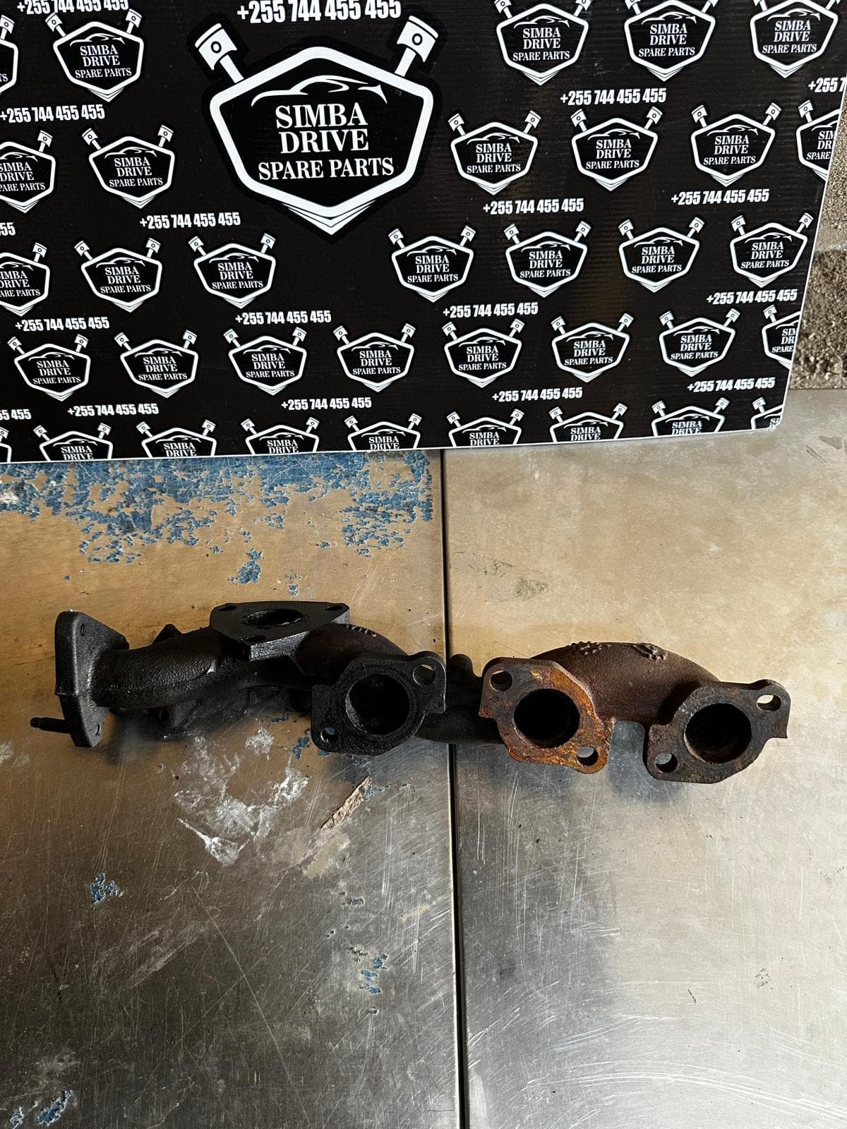 GENUINE LANND ROVER DISCOVRY 4 2015 3.0L TDV6 Right Side Manifold