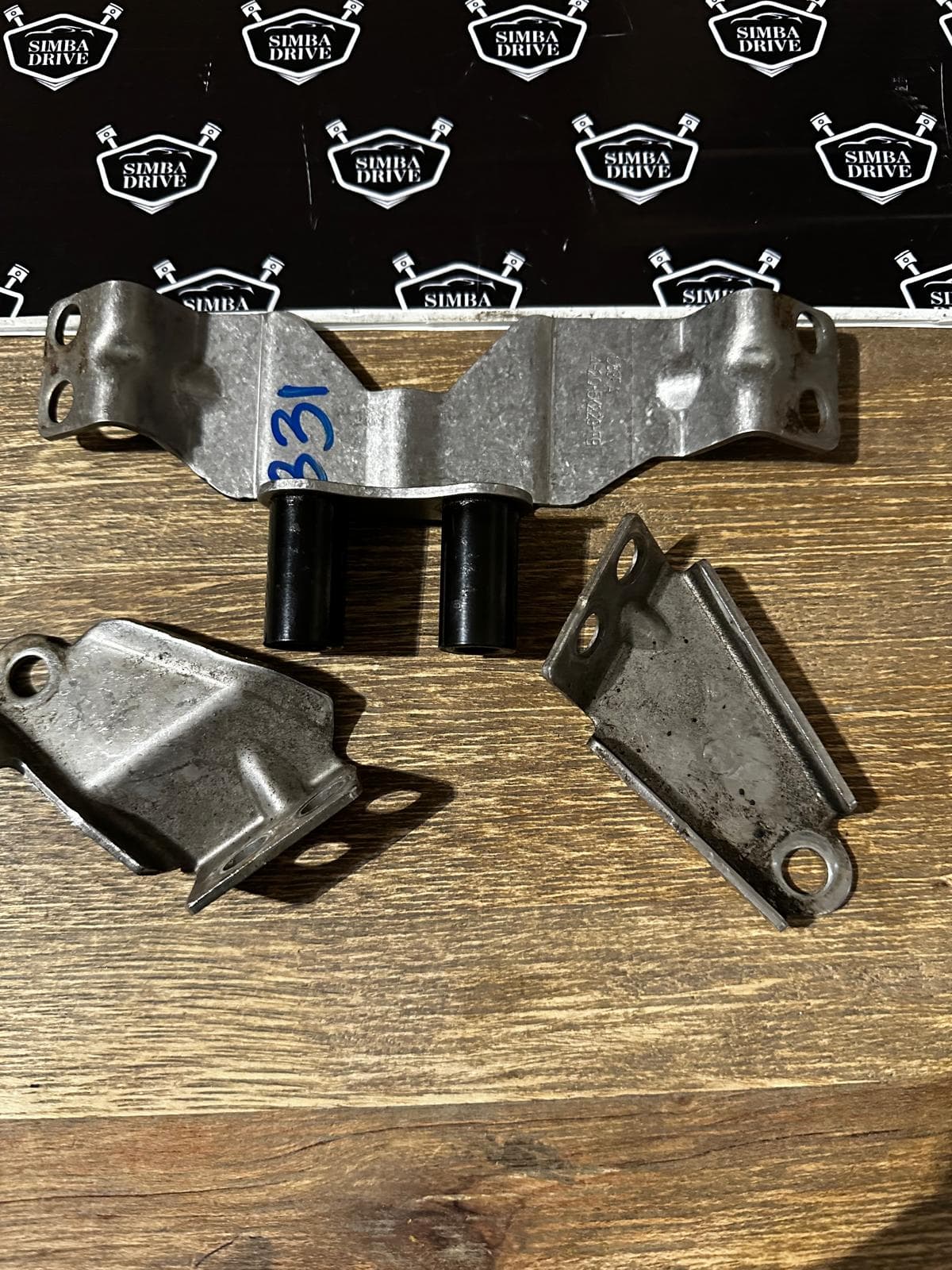 GENUINE RANGE ROVER SPORT & DISCOVERY 4 3.0L Exorcist Cross Over Link Pipe Bracket SET OF 3 PIECES