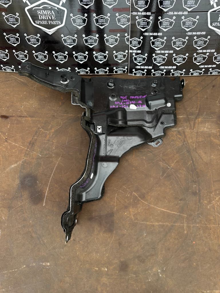 GENUINE LAND ROVER DISCOVERY 5 L462, RANGE ROVER VOGUE L405 2017-2021 Right Side Engine Insulator Panel / Shield Trim Cover and Heat Protection
