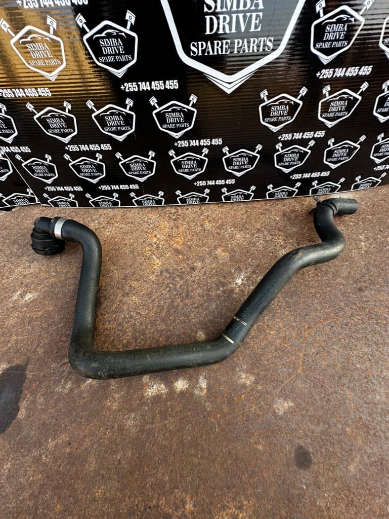GENUINE BMW 4 Series F33 2013-2019 Oil Filter Module Thermostat Hose Pipe