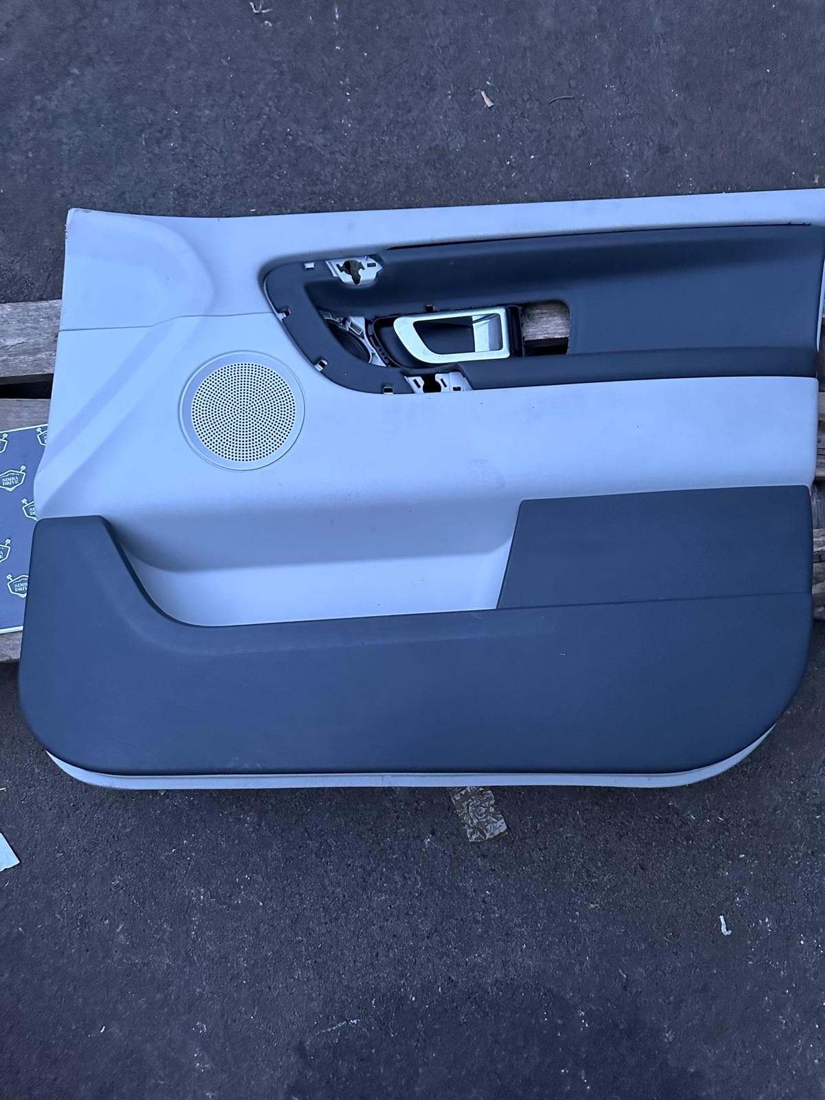 GENUINE Door Card (Drive Side) For Land Rover Discovery Sport L550 2.0L 2.2L 2015-2020