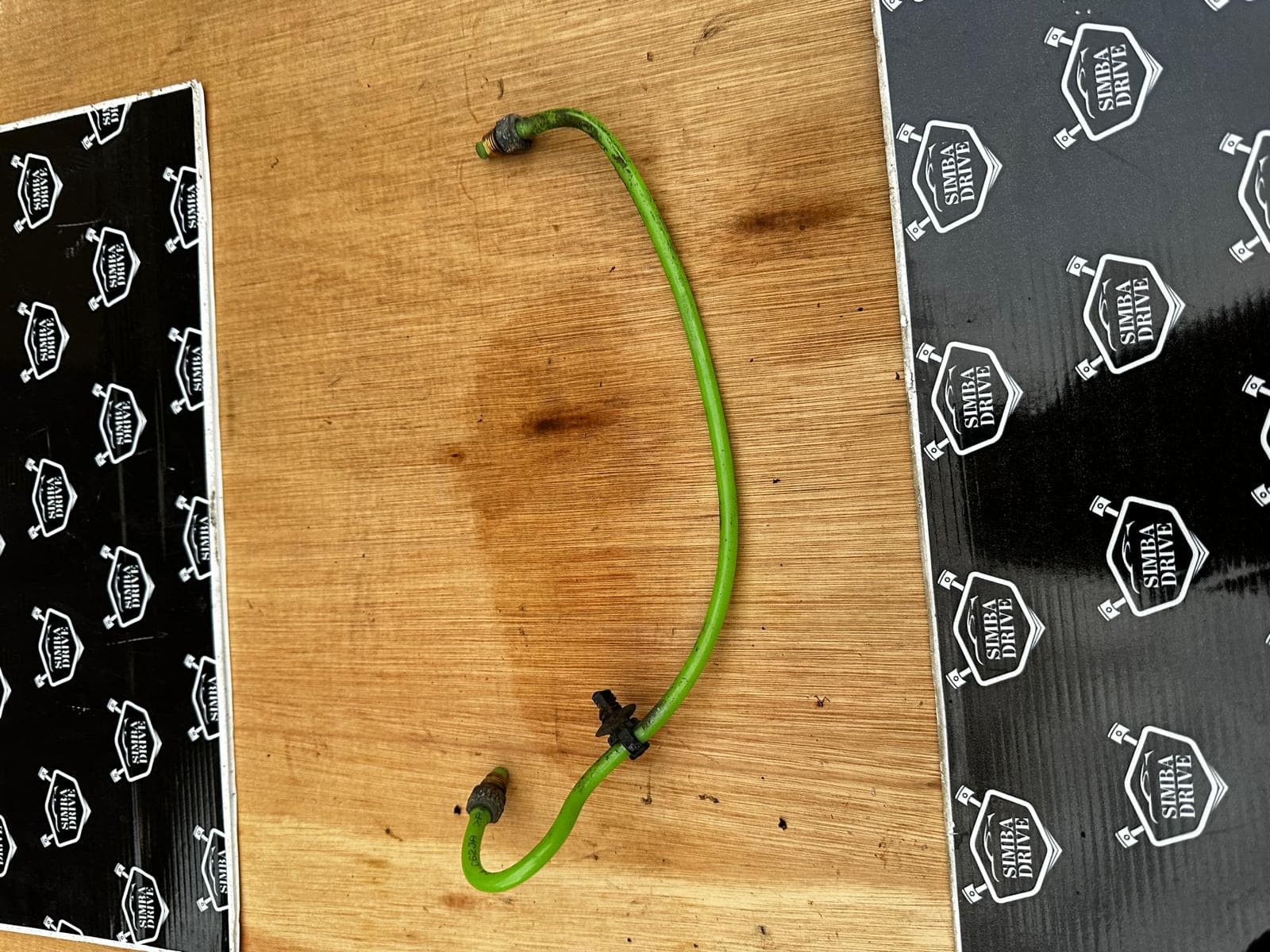 GENUINE AIR SUSPENSION TUBE PIPE FOR DISCOVERY 3 & RANGE ROVER SPORT (GREEN PIPE)