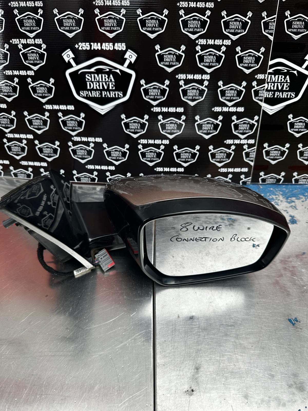 LAND ROVER DISCOVERY SPORT Right Driver Side Power Folding Wing Mirror 2015-2020, 8 Wire Connection Block, Gold Colour