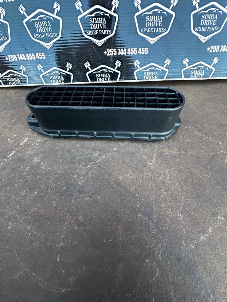 GENUINE RANGE ROVER VOGUE L405, SPORT L494 2018-2022 Body Ventilation Grill/ Air Intake Duct Cover