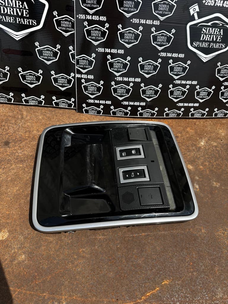 GENUINE RANGE ROVER SPORT L494 2014-2017 Interior Light Roof Panel