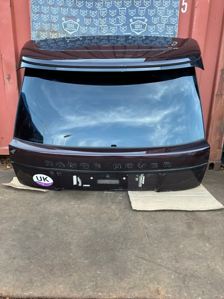 GENUINE RANGE ROVER VOGUE L405 2019-2021 Complete Tailgate Door ( Maroon Colour)