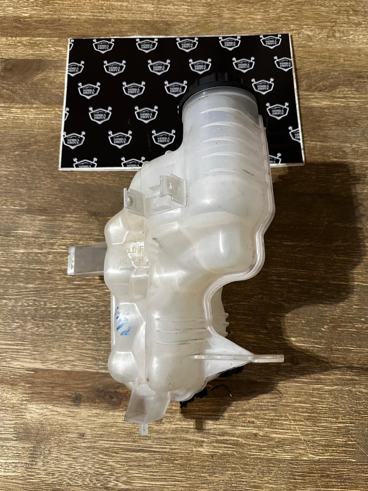 Coolant Tank Header Expansion Bottle Complete With Temperature Sensor For LAND ROVER DISCOVERY 4