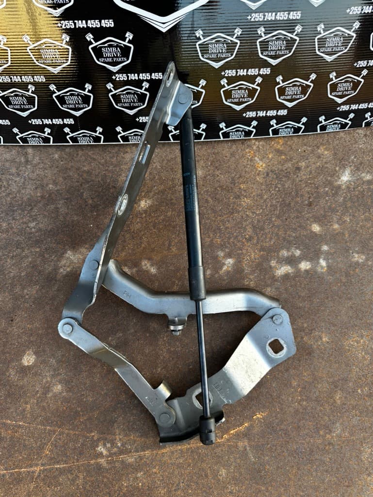 GENUINE LAND ROVER DISCOVERY 5 L462 2017-2024 Bonet Hinge Driver Side PRICE FOR ONE ( Left OR Right)