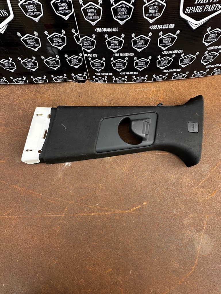 GENUINE RANGE ROVER VOGUE L405, SPORT L494, 2013-2018 Left Side Upper B-Pillar Trim