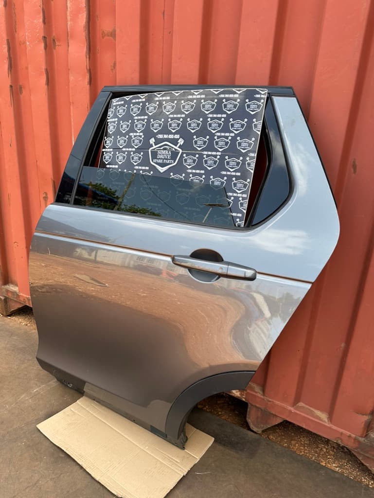 GENUINE LAND ROVER DISCOVERY SPORT L550 2015-2020 Complete Rear Door (GREY COLOUR) PRICE FOR ONE Left & Right Door