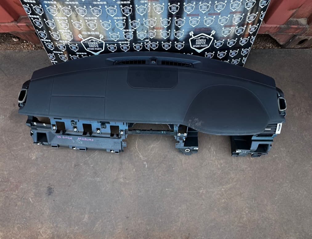 GENUINE RANGE ROVER EVOQUE L538 2012-2018 Dashboard With Passenger Airbag