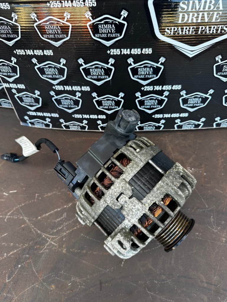 GENUINE LAND ROVER RANGE ROVER DISCOVERY SPORT L550 TD4 2.0L 2015-2022 Charging Alternator