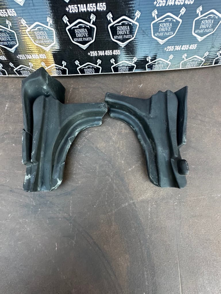 RANGE ROVER VOGUE L405, SPORT L494 2014-2021 Front Upper Fender Insulation Pad. PRICE FOR ONE Left OR Right