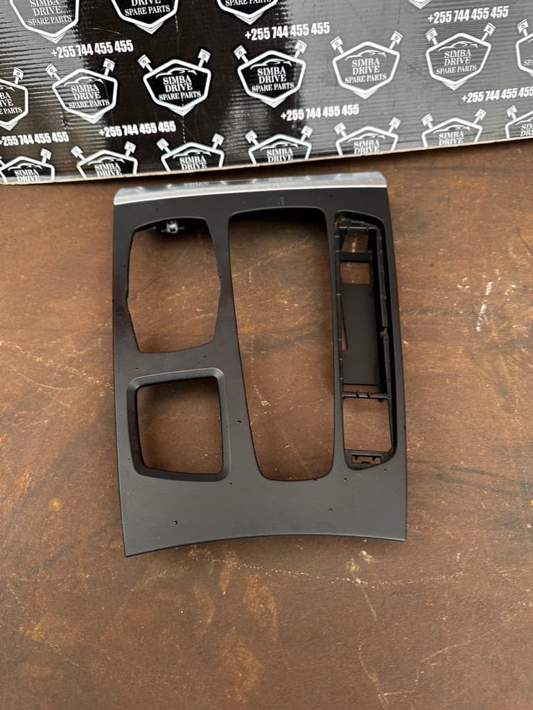 GENIUNE BMW X5, X6 F15 2012-2019 Gear Shifter Surround Trim Plastic/ Center Console Trim Panel
