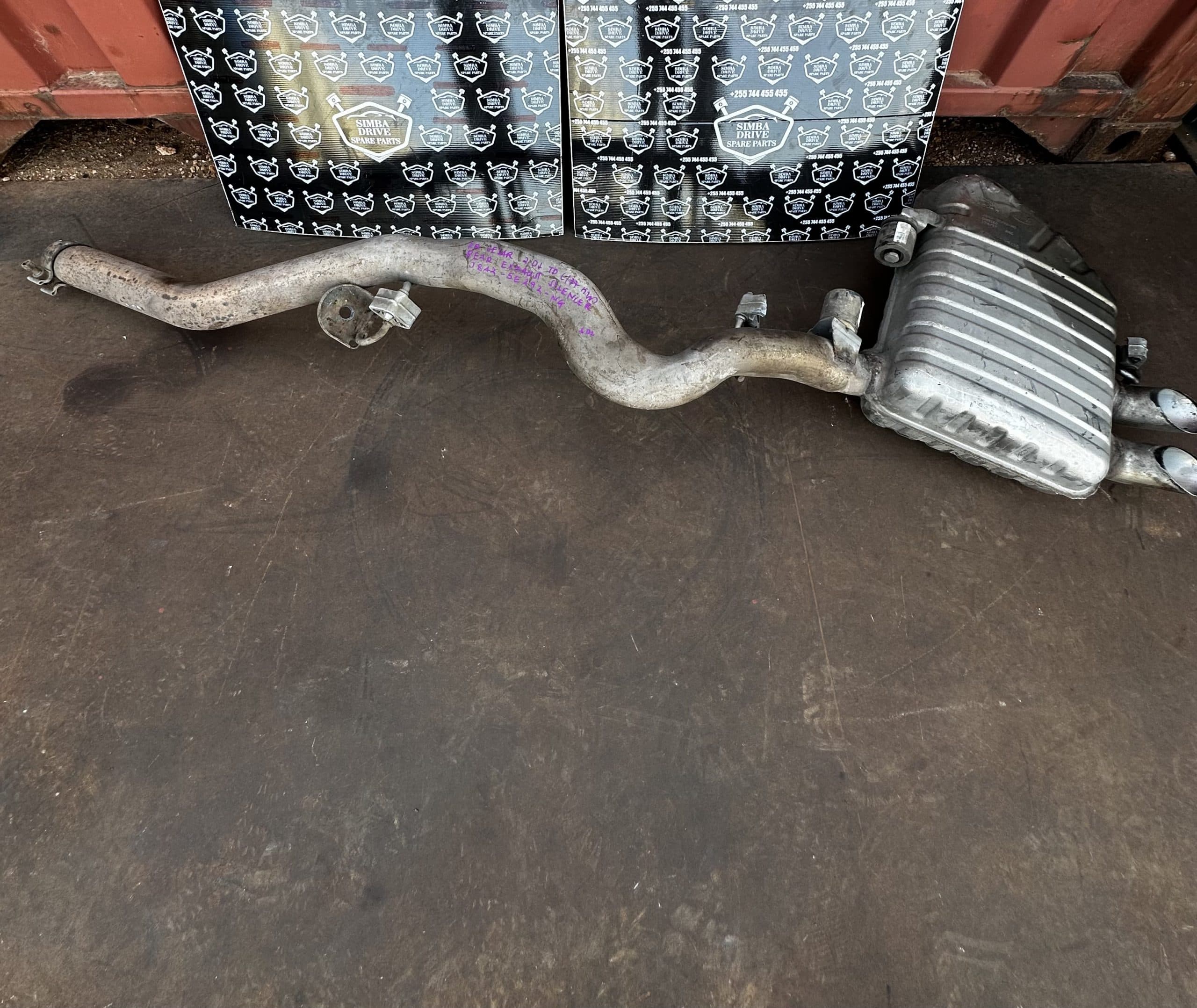 GENUINE RANGE ROVER VELAR L560 2.0L, 3.0L TD (177 KW) 2017-2023 Rear Exhaust Silencer Muffler And Pipe