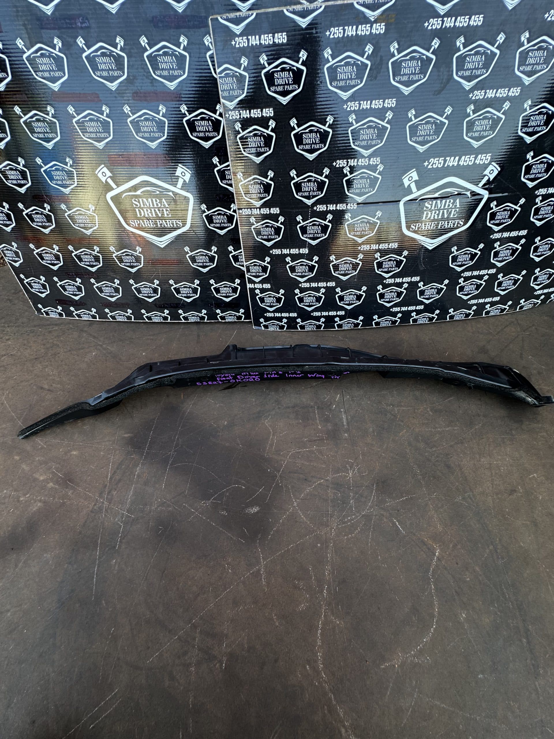 GENUINE TOYOTA HILUX MK8 N1 2019-2025 Front Right Inner Wing Trim