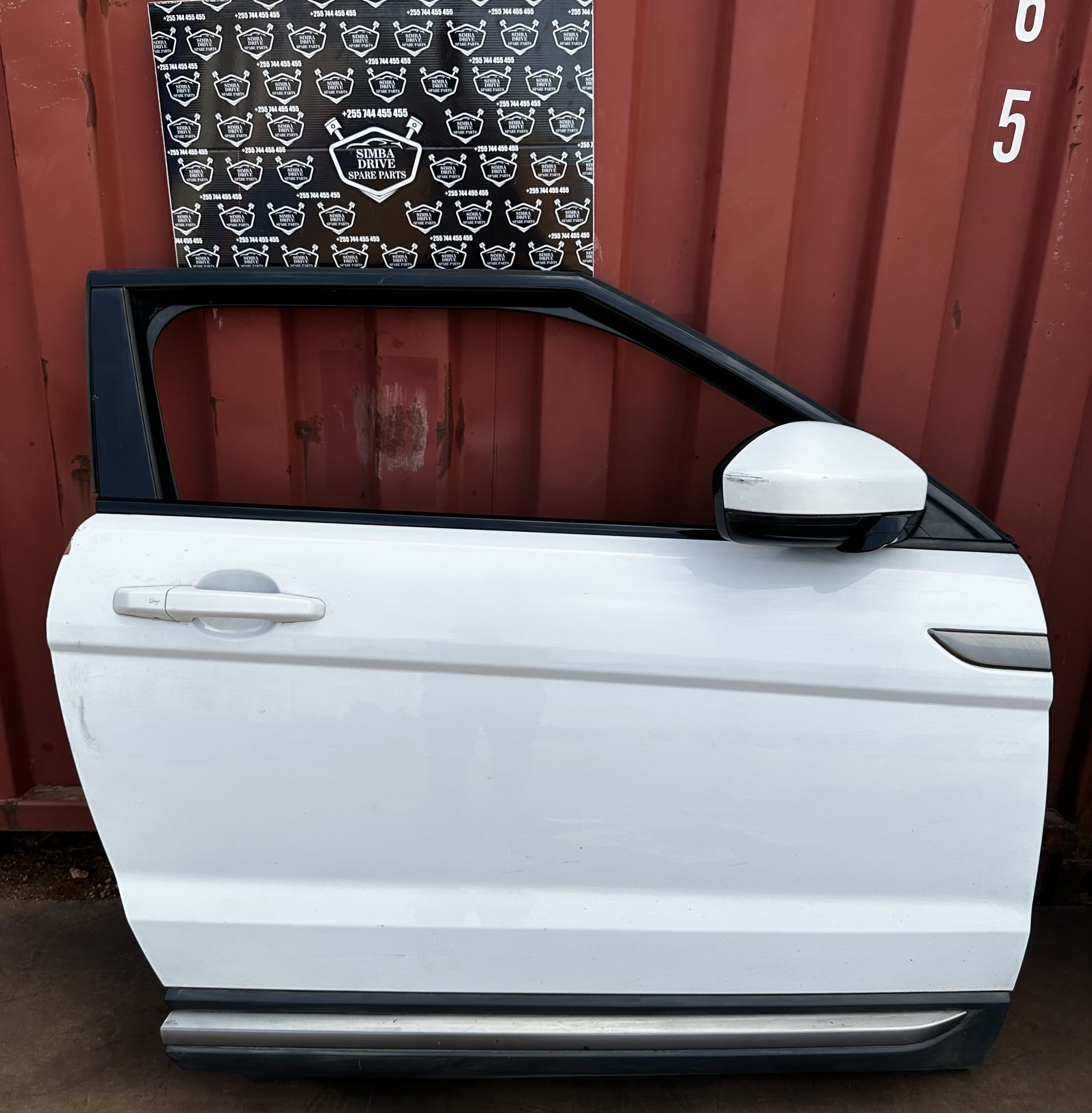 GENUINE RANGE ROVER EVOGUE L538 2012 On Complete Front Door White Colour, PRICE FOR ONE (Left OR Right)