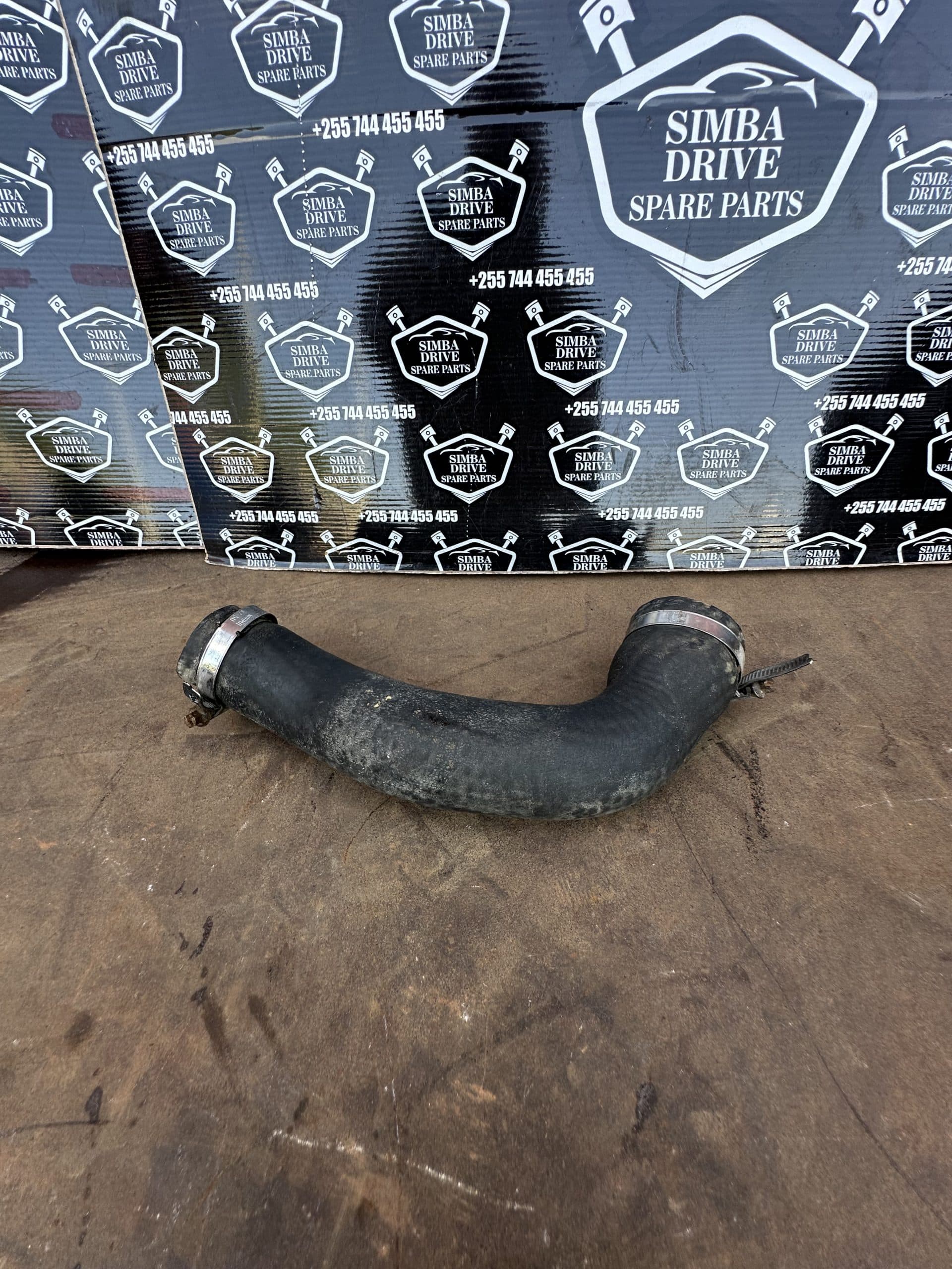 GENUINE LAND ROVER DEFENDER 109-110 300TDI Radiator Hose Pipe