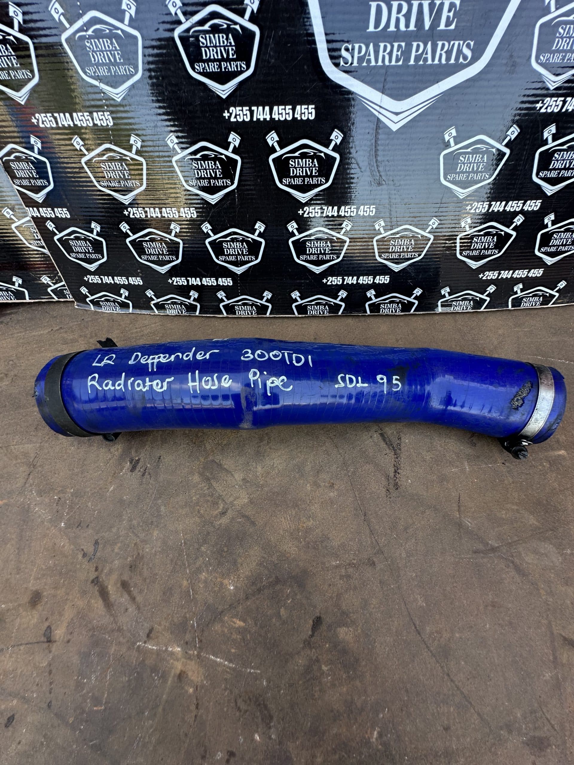 LAND ROVER DEFENDER 110-19 300TDI Radiator Hose Pipe