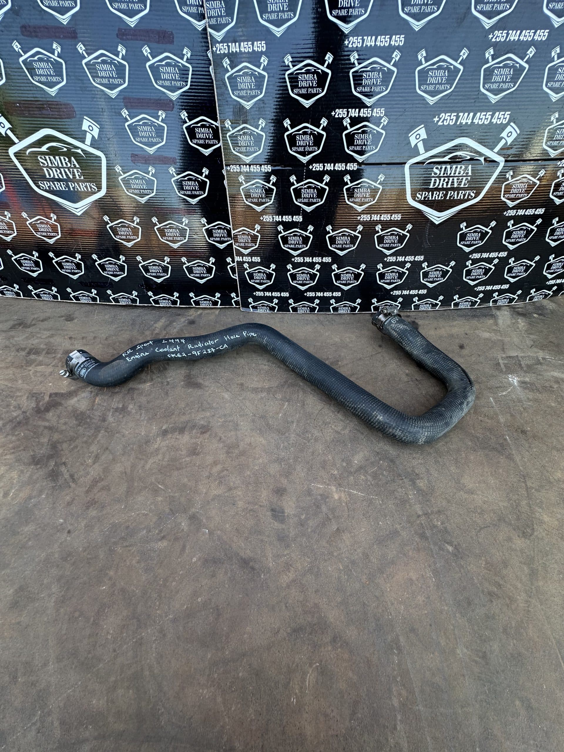 GENUINE RANGE ROVER SPORT L494, VOGUE L405 2015 3.0L Diesel Engine Coolant Radiator Hose Pipe