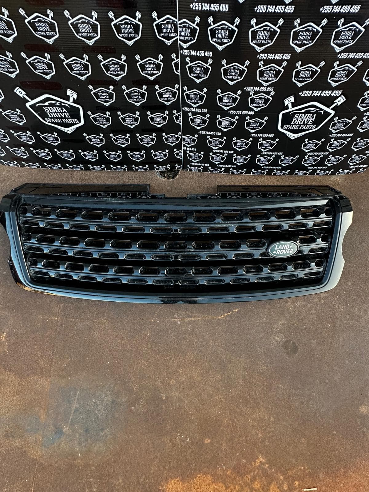GENUINE RANGE ROVER VOGUE L405 2017-2021 Main Front Upper Grille (Black)