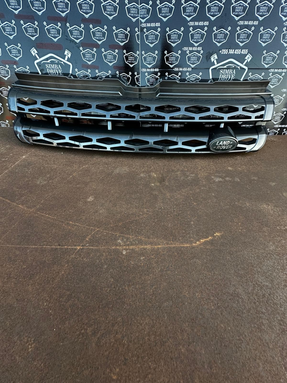 GENUINE RANGE ROVER EVOQUE L538 2015 Front Upper Grille (Gray Colour)