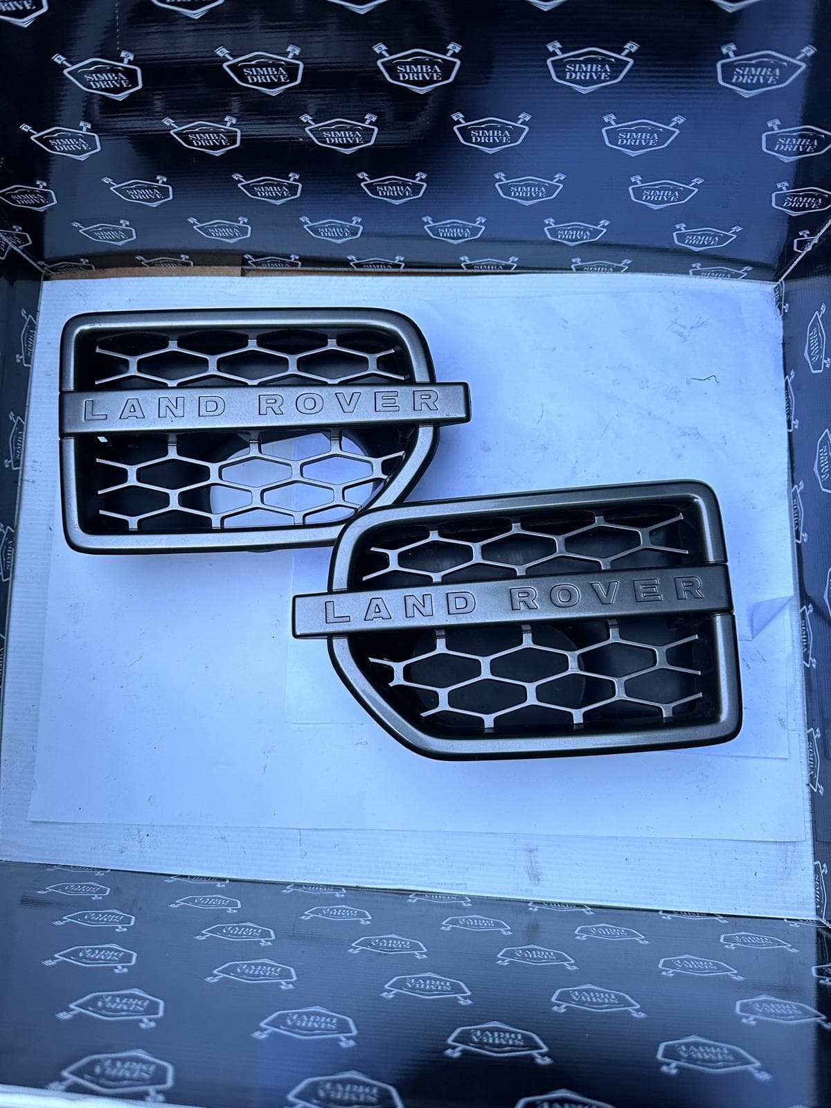 GENUINE LAND ROVER DISCOVERY 3/4 Side Vents (PRICE FOR 1PC) Left Or Right
