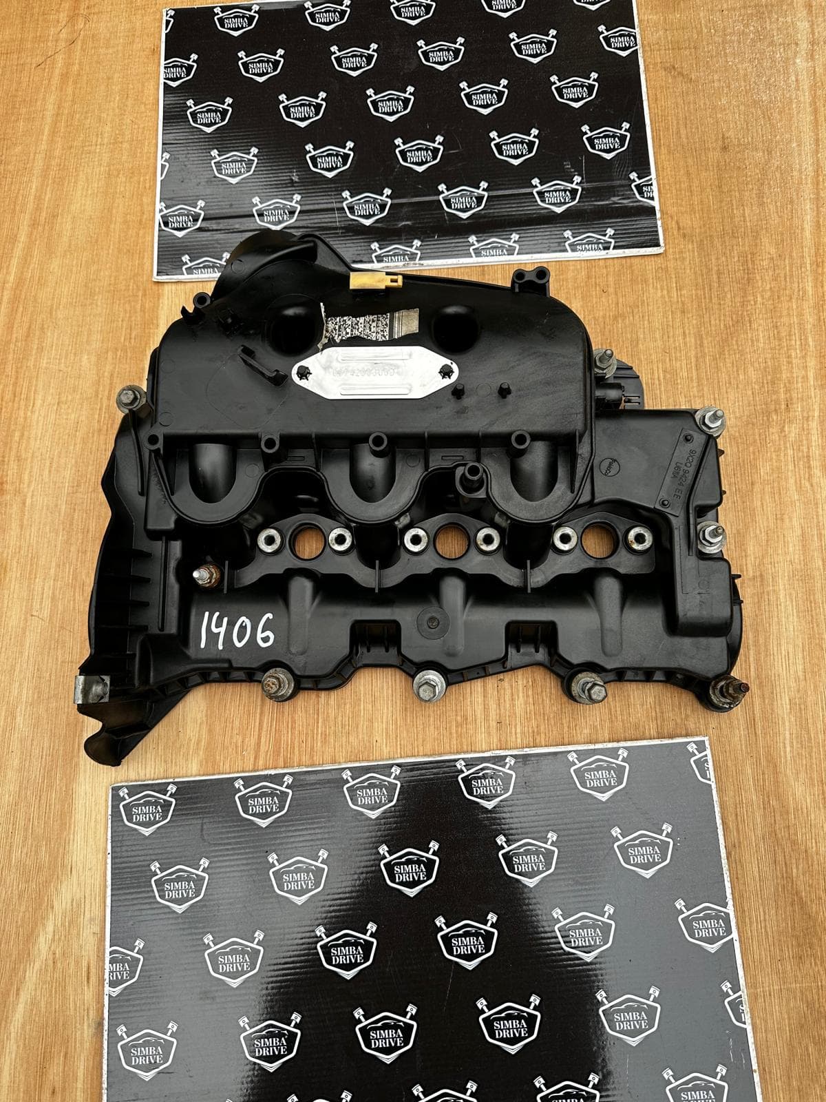 GENUINE LAND ROVER DISCOVERY 4 ROCKER VALVE COVER LEFT SIDE 3.0L V6 306DT DIESEL