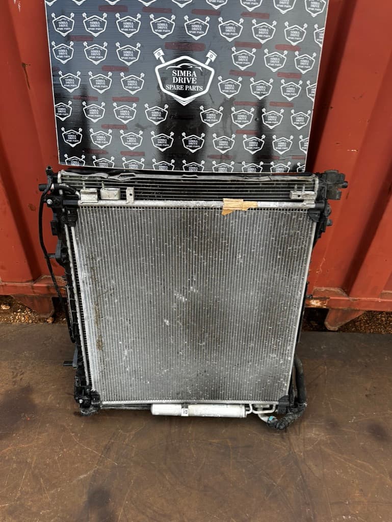 GENUINE LAND ROVER DISCOVERY 5 L462, RANGE ROVER VOGUE L405, SPORT L494 2018 Complete Radiator Park