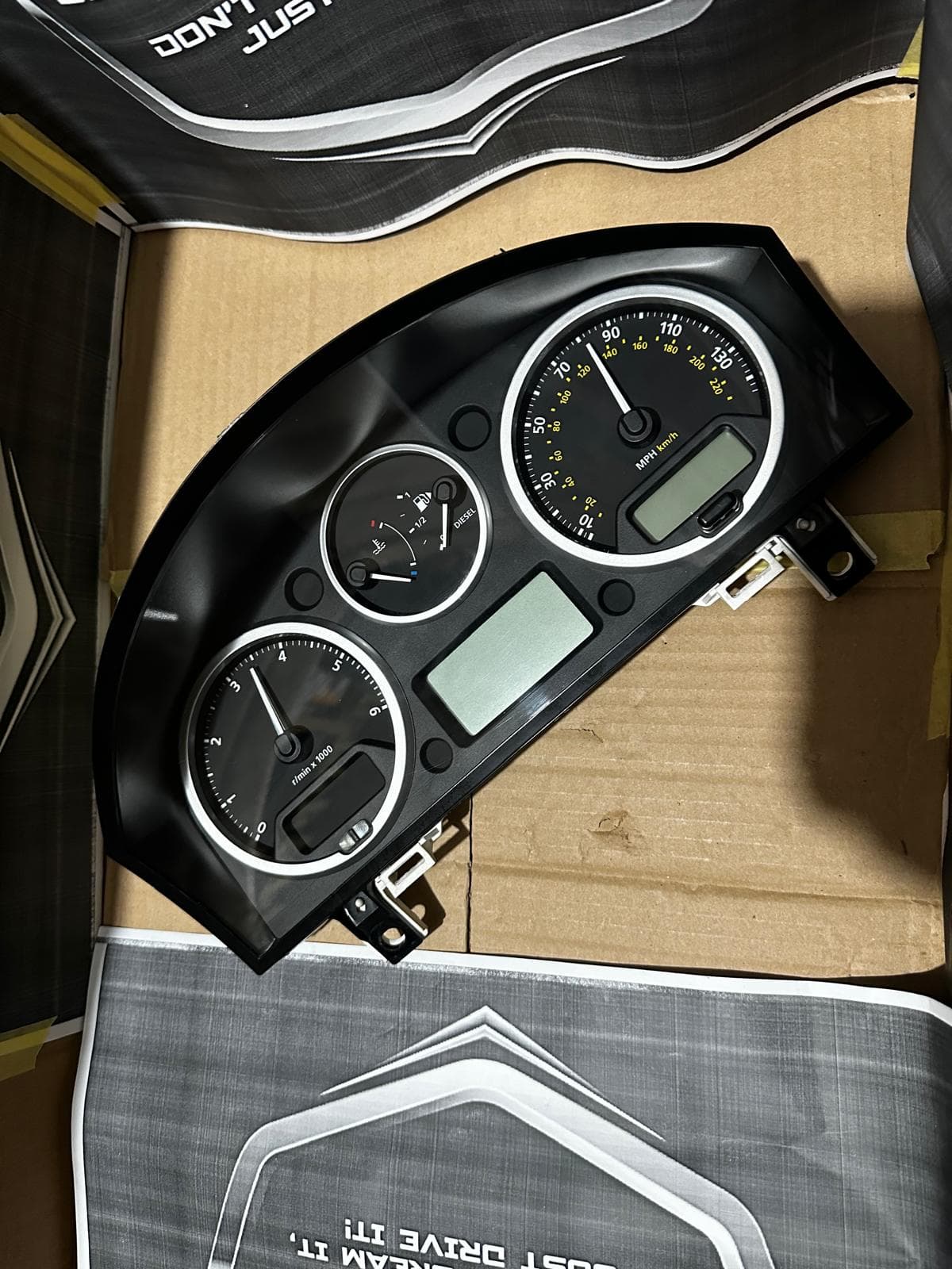 GENUINE Speedometer Instrument Cluster (IN VERY GOOD CONDITION) For RANGE ROVER SPORT & DISCOVERY 3 2004-2009