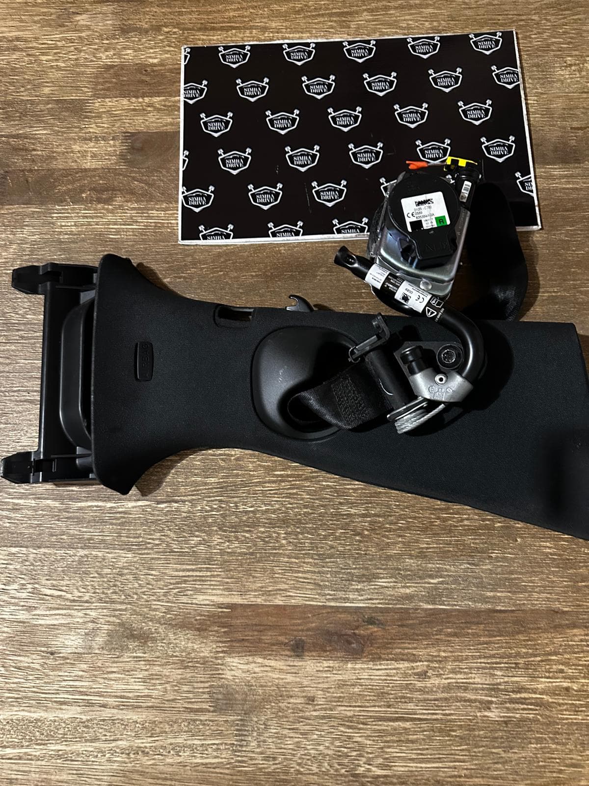 Front Right Side Seat Belt And Piler For LAND ROVER DISCOVERY 5 L462 2017