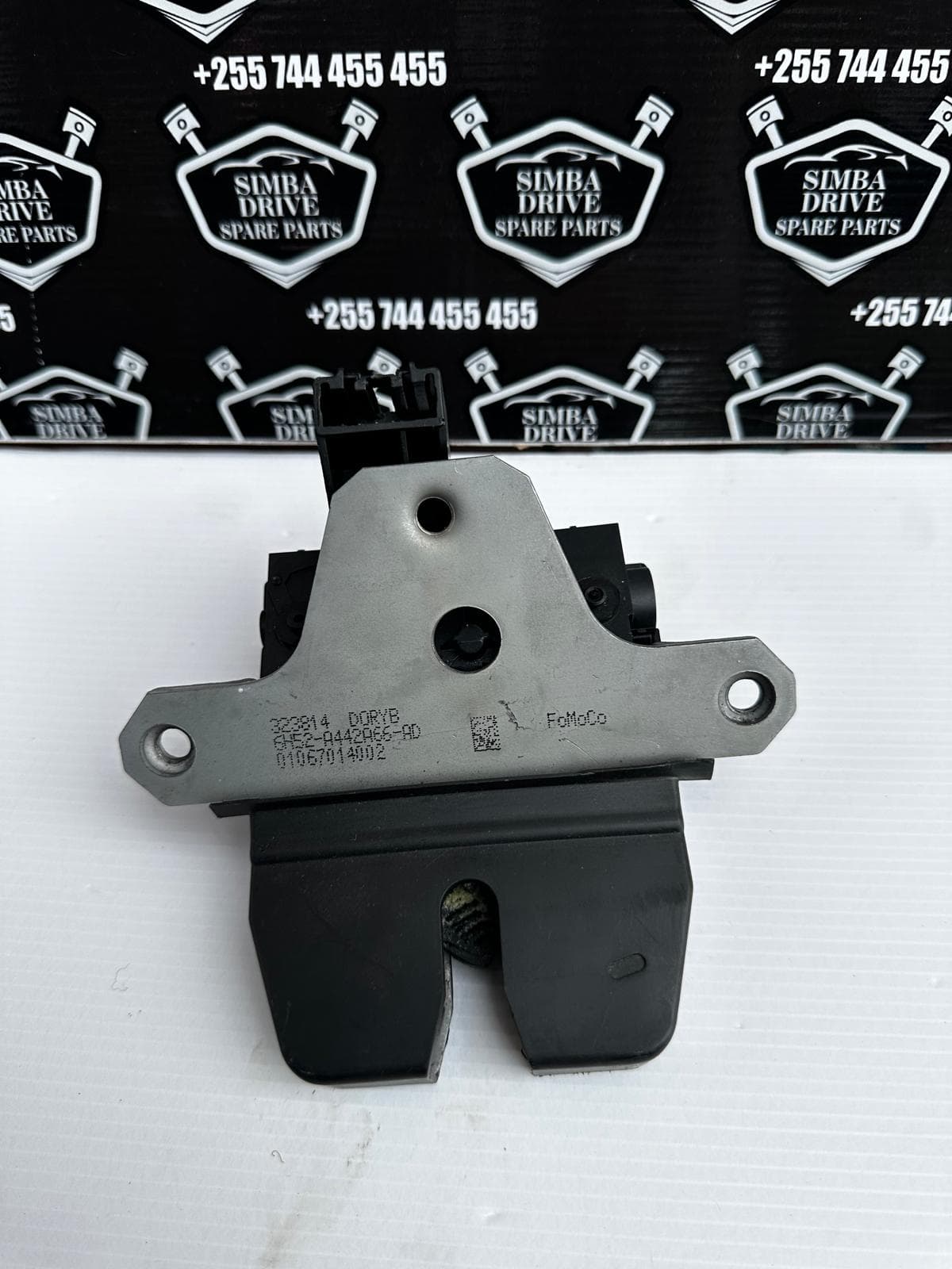 GENUINE RANGE ROVER Evoque 2015-2019 Tailgate Boot Lock