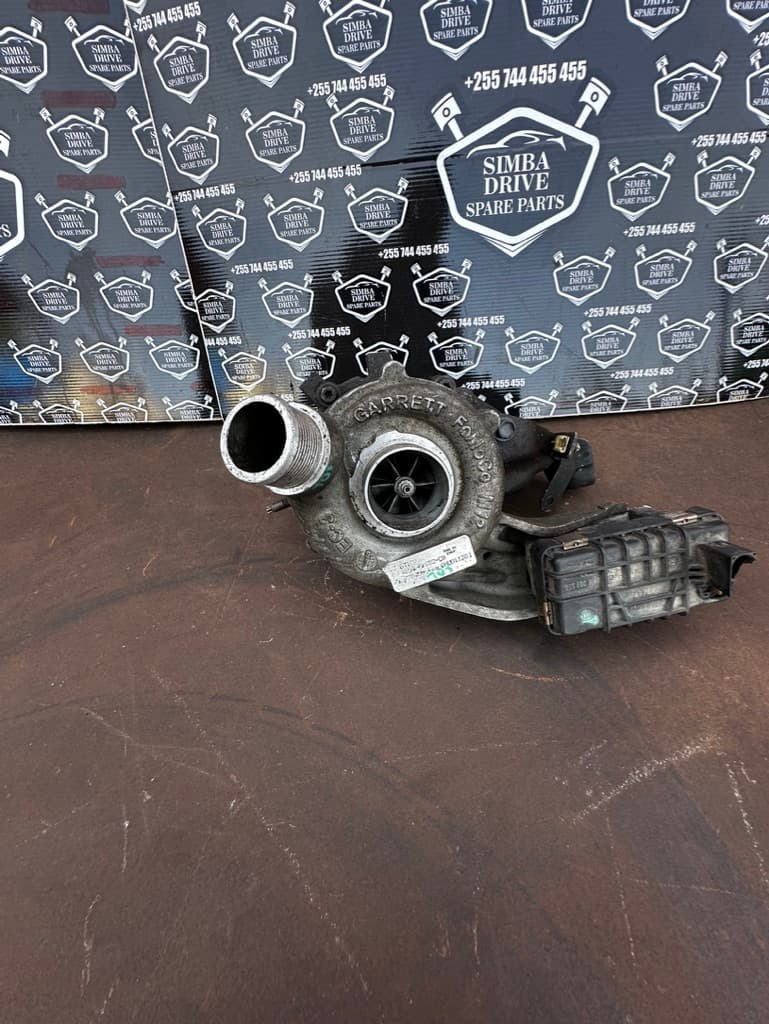 GENUINE LAND ROVER RANGE ROVER SPORT L320 2010 On 3.0L TDV6 SDV6 Left Side Turbo Charger With Actuator