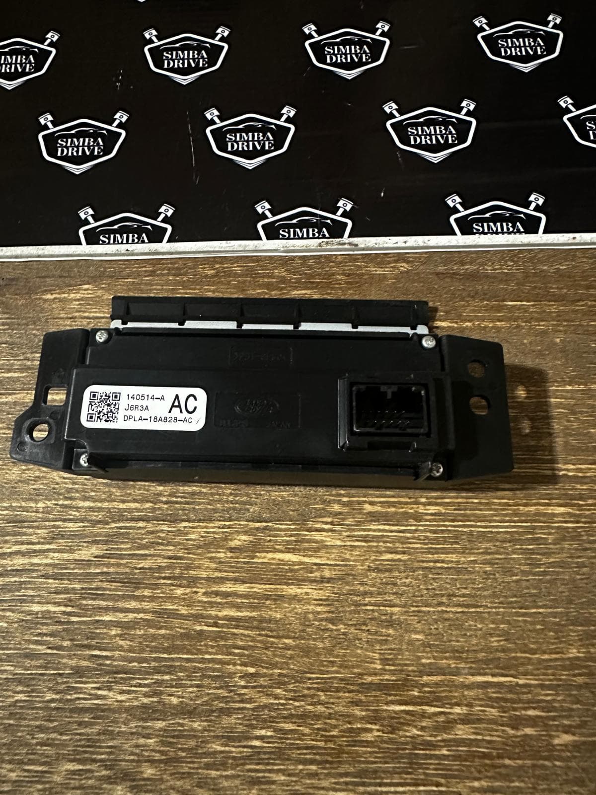 GENUINE RANGE ROVER VOGUE L405 2013-2018 Multimedia Screen Display Module