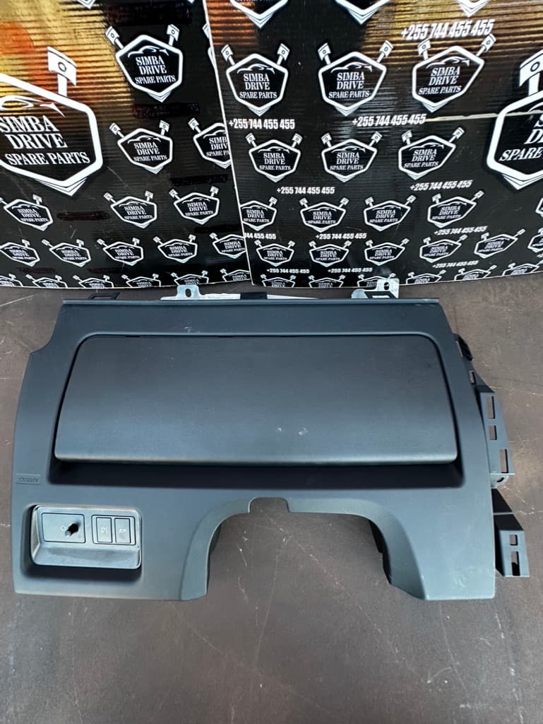 GENUINE LAND ROVER RANGE ROVER EVOQUE SD4 L538 2012-2018 Driver Kneel Air Bag ( Black Colour)