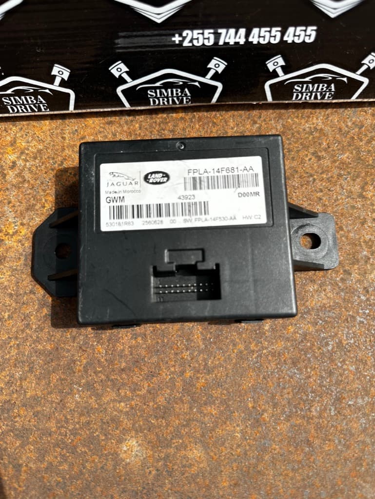 GENUINE RANGE ROVER VOGUE L405 2013 Gateway Control Module