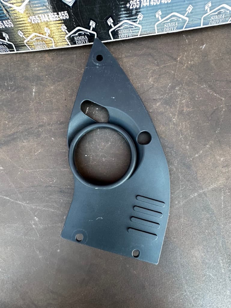 GENUINE RANGE ROVE VOGUE L405, SPORT L494 2013-2022 Left Engine Compartment Cover Trim