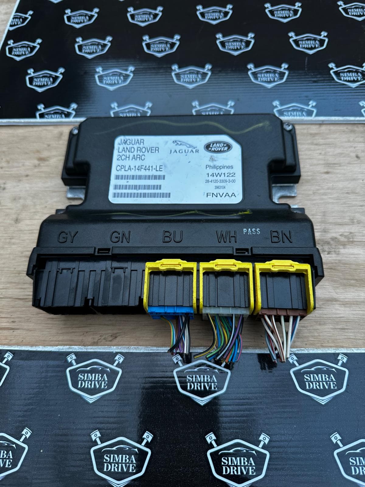 GENUINE RANGE ROVER VOGUE L405 BCM BODY CONTROL MODUE