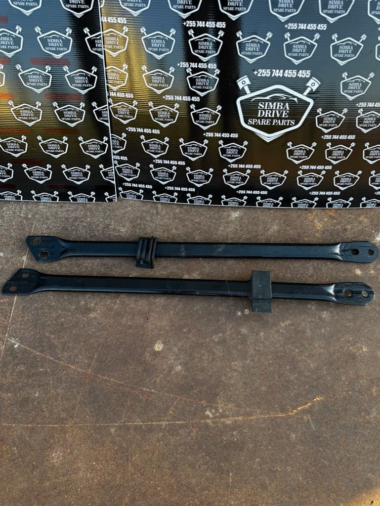 GENUINE LAND ROVER DISCOVERY 5 L462, RANGE ROVER VOGUE L405 AND SPORT L494 Front Suspension Cross Member Strut Brace (Pair)