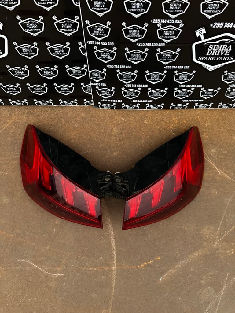 GENUINE AUDI A3 LIMOUSINE 8Y LED Rear Tailgate Light (Pair)