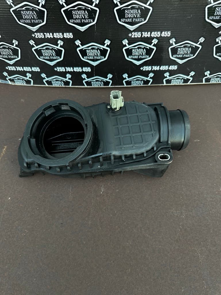 GENUINE LAND ROVER DISCOVERY 3 L319 & RANGE ROVER SPORT L320 2.7L 2005-2009 High Pressure Intercooler Air Intake Elbow Duct Chamber
