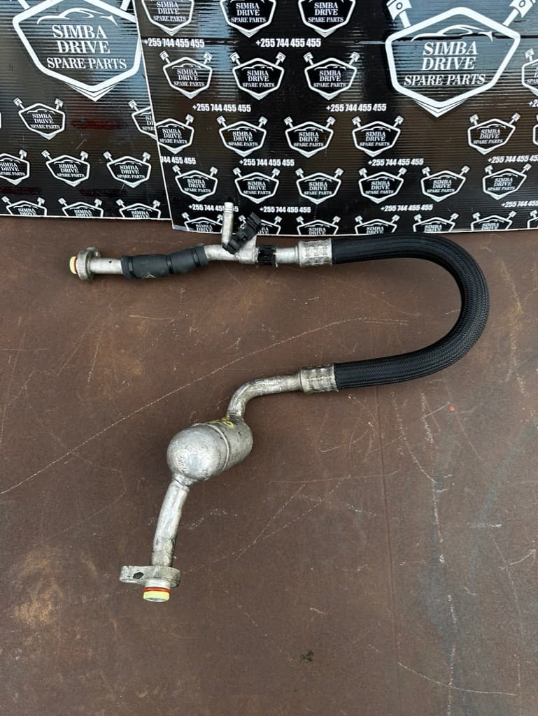 GENUINE LAND ROVER DISCOVERY 4 TDV6 3.0L 2010-2016 Air Condition Pipe