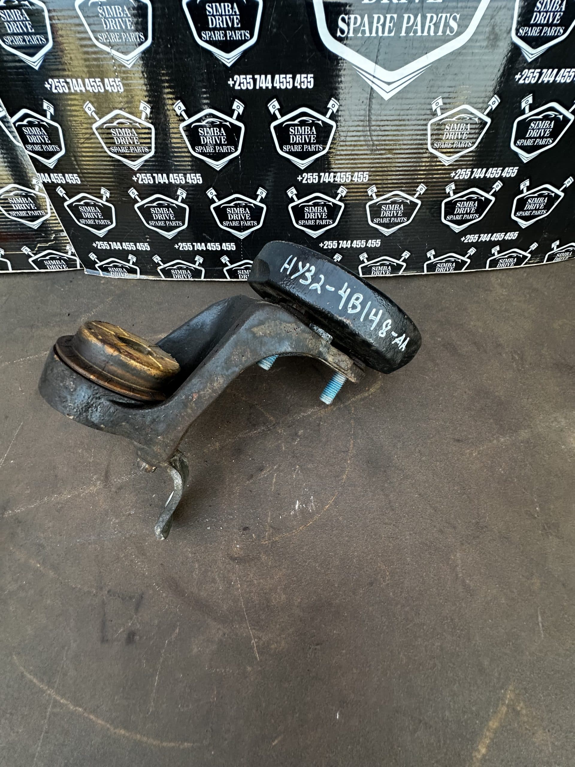 GENUINE LAND ROVER DISCOVERY 5, RANGE ROVER SPORT L494, VOGUE L405 2013-2020 Front Differential Mounting