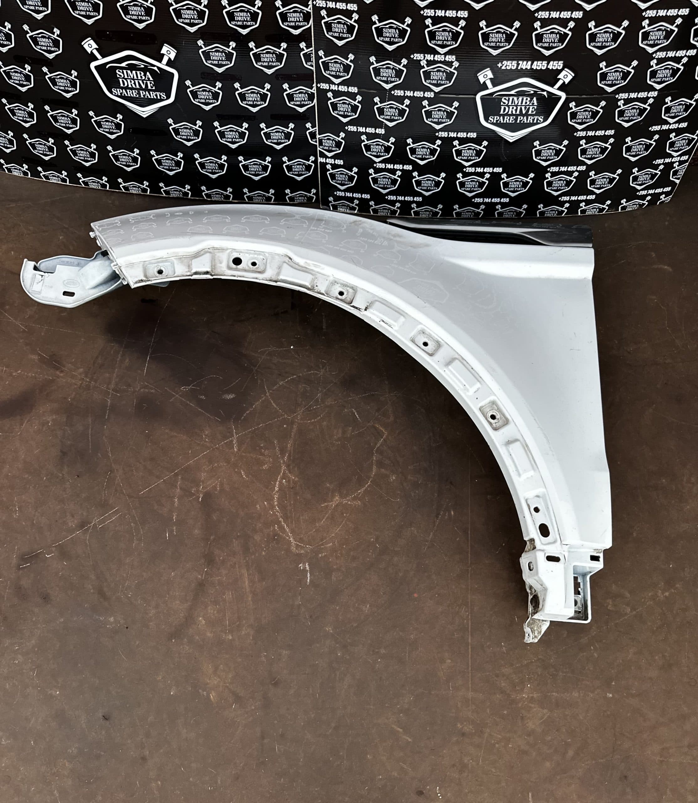 GENUINE RANGE ROVER EVOQUE L538 2012-2018 Front Left Wing (White Colour)