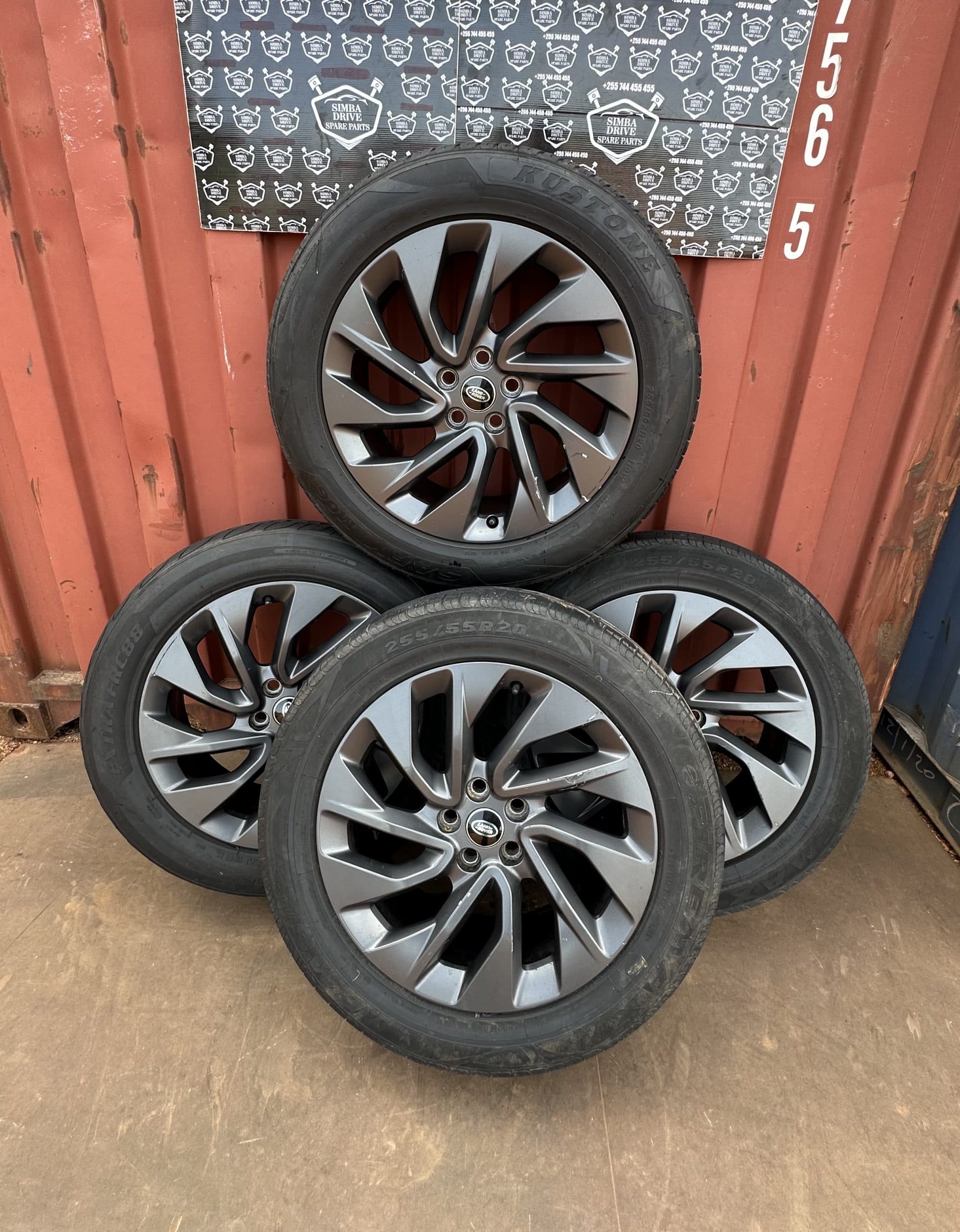 GENUINE LAND ROVER COMPLETE SET OF ALLOY WHEELS AND TYRES 20'' (SIZE - 255/55R20)